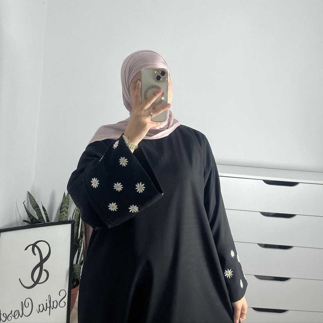 STYLISH EMPROIDERY ABAAYA ZKAO3